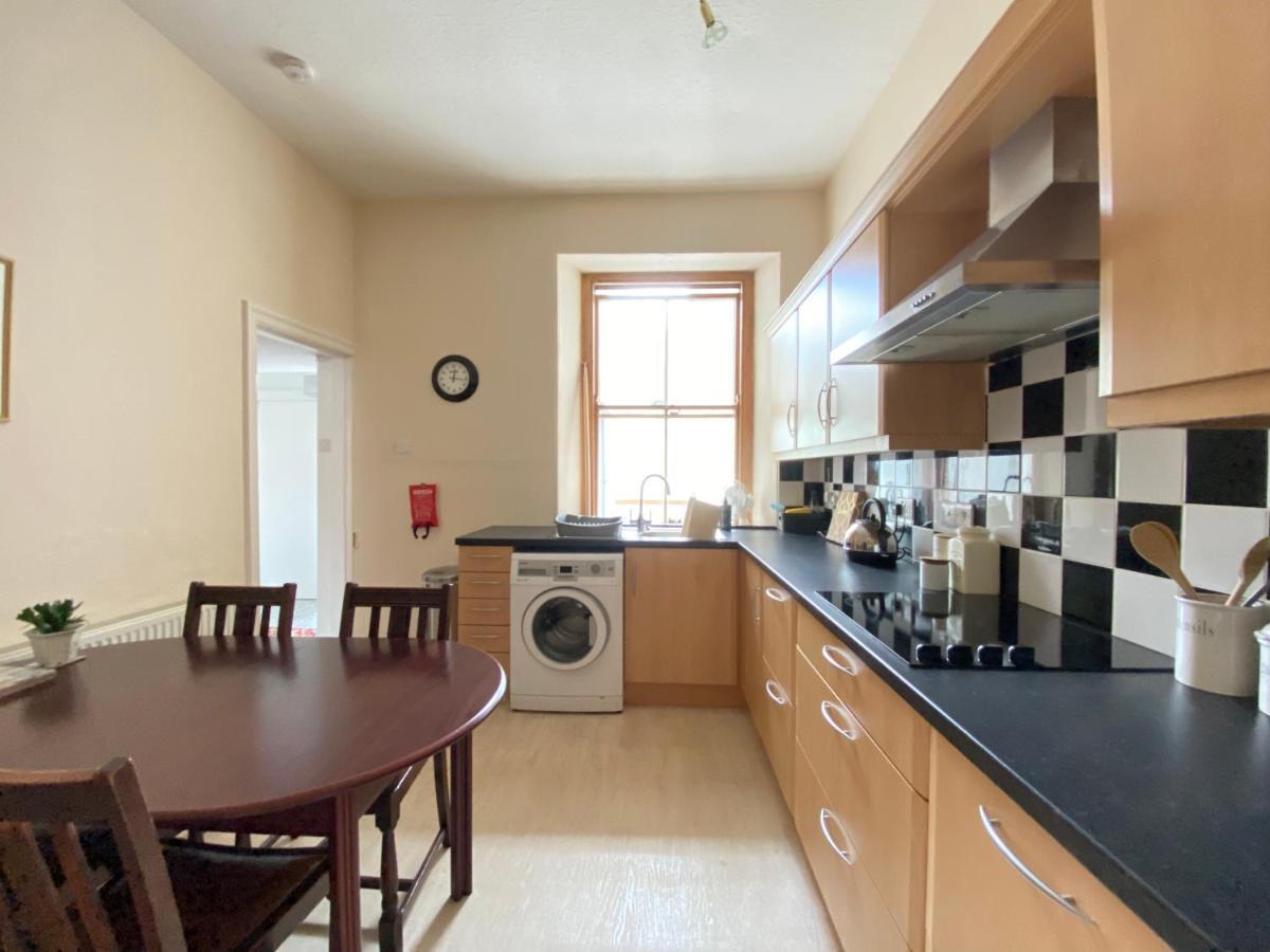 St John'S Flat Spacious Accomodation Dalry  Luaran gambar